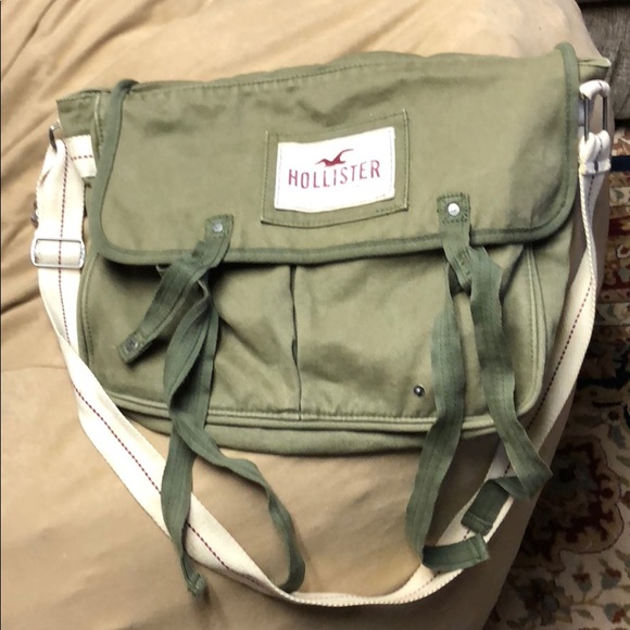 Hollister Other - Hollister back to school back pack